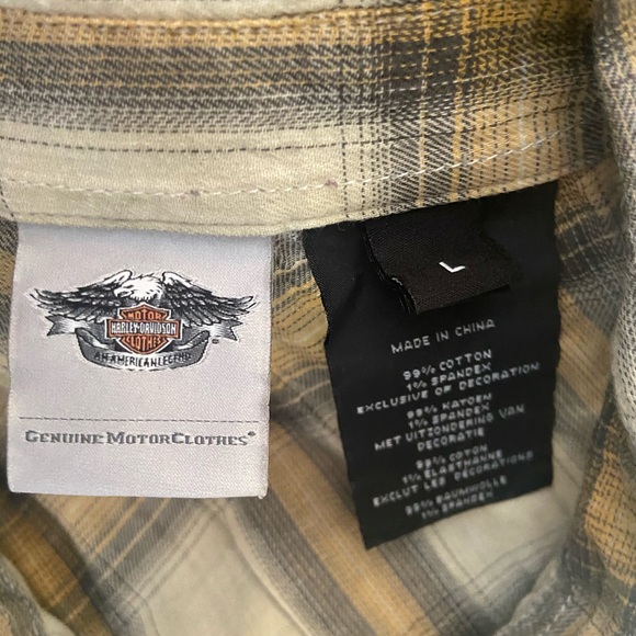 Harley Davidson women’s button up shirt - Picture 4 of 8